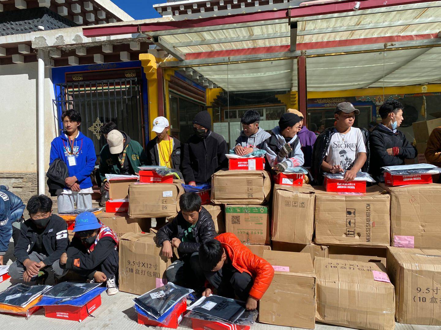 乐动平台-乐动(中国)一站式服务平台公益回顾丨家国同欢月同圆 温暖满载甘孜州(图7) 乐动平台-乐动(中国)一站式服务平台公益回顾丨家国同欢月同圆 温暖满载甘孜州(图7)
